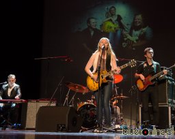 Joanne Shaw Taylor at Bluestracje 2013 (12)